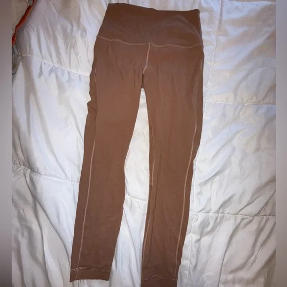 Lululemon Women’s Lined Align HR Leggings 28in in Dusty Clay size 6 - Picture 2 of 6